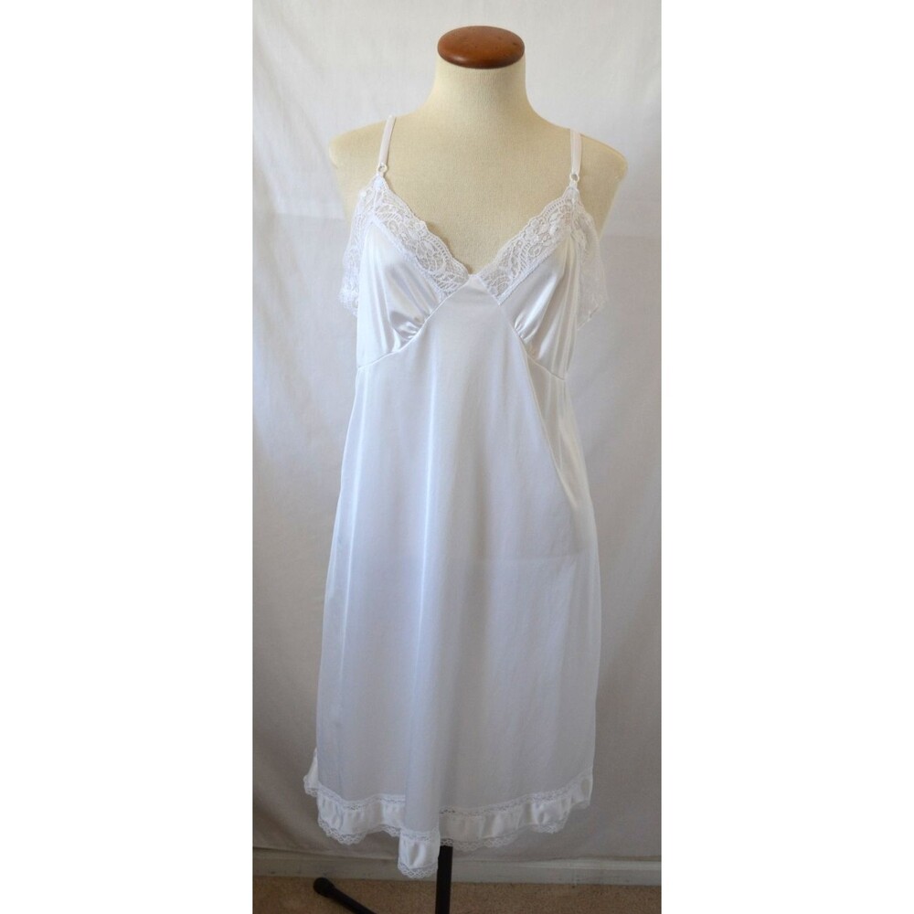 Adonna Slip Dress Womens 38 White Nylon Full Satin Lace Trim Adjustable Straps